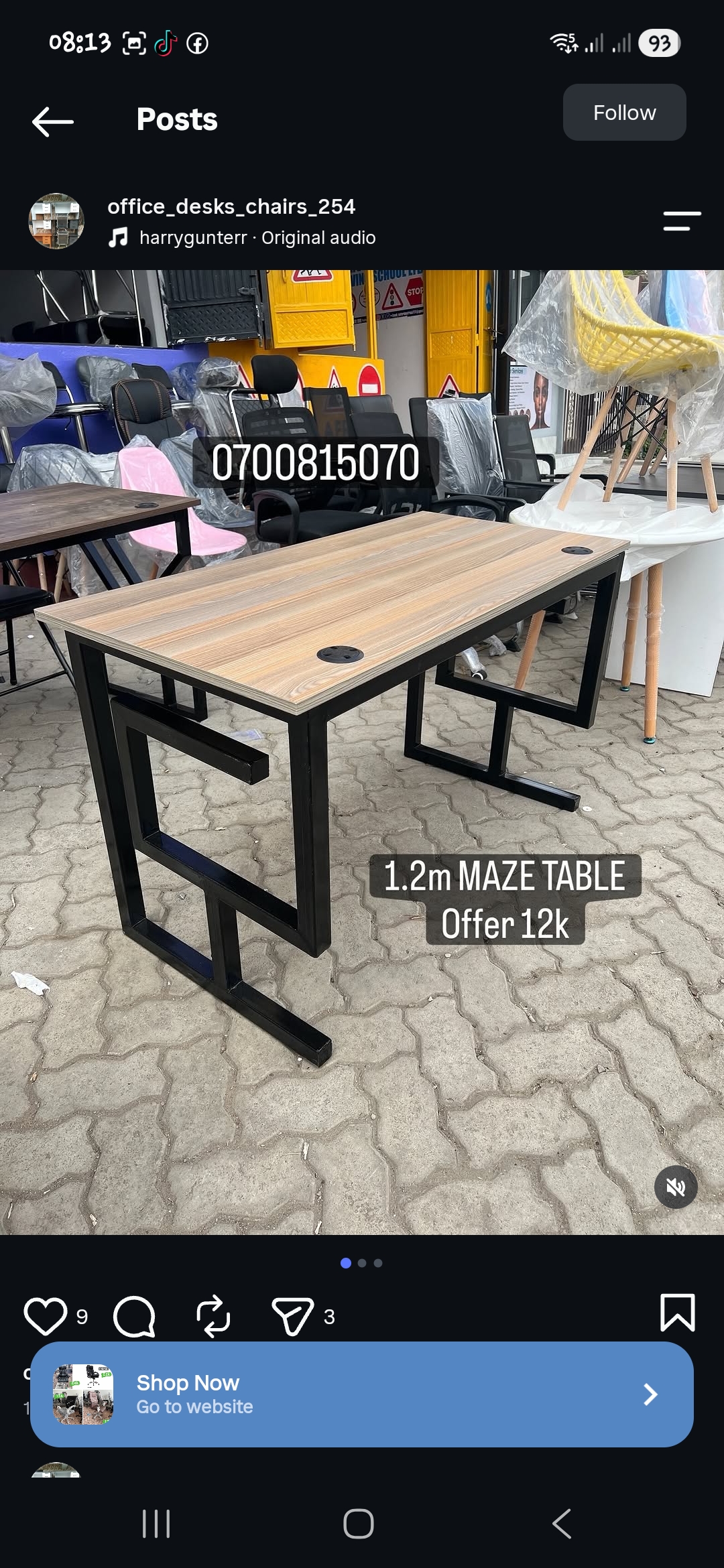 Office desk and chairs 