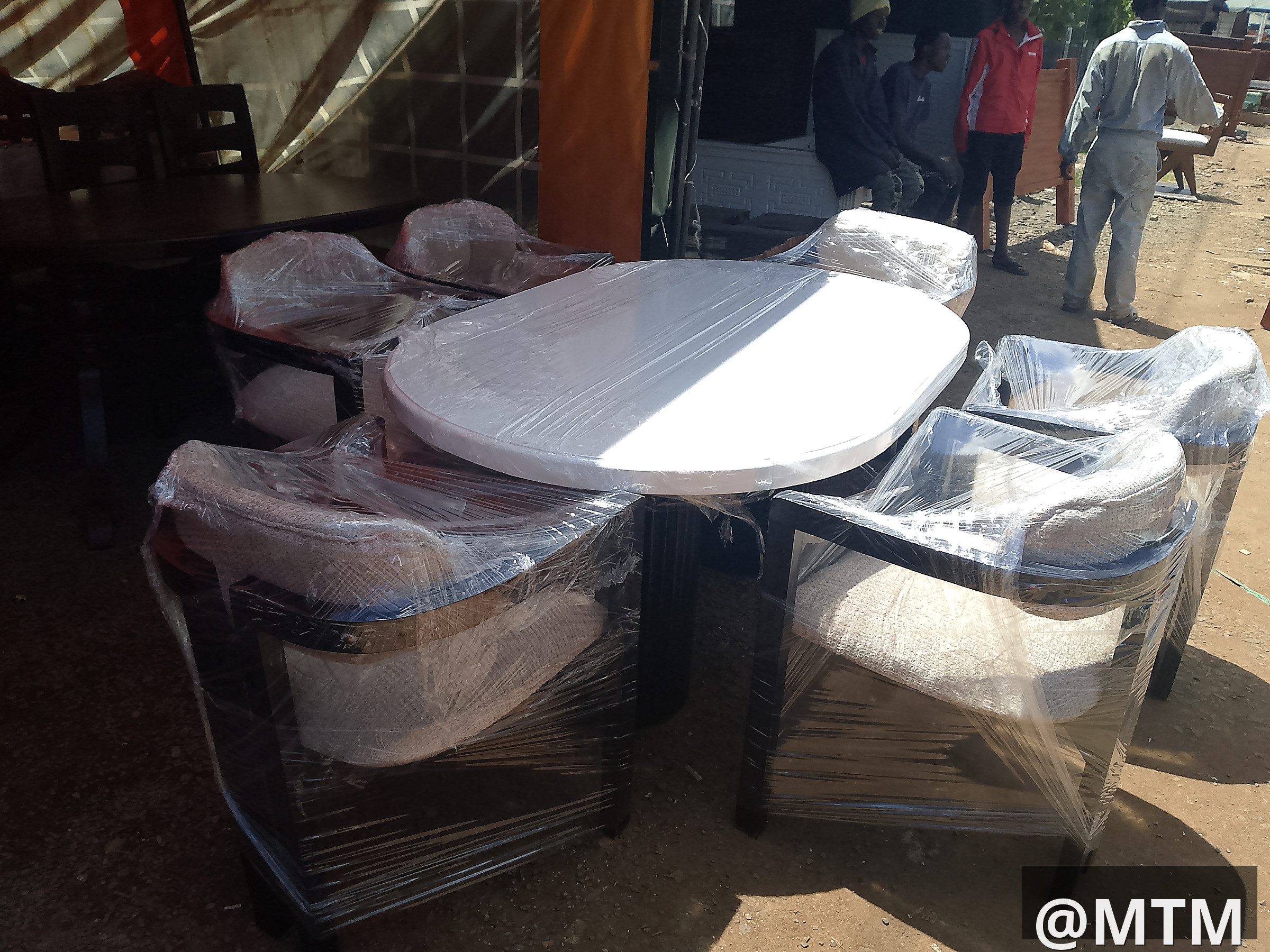 6seater dinning table 