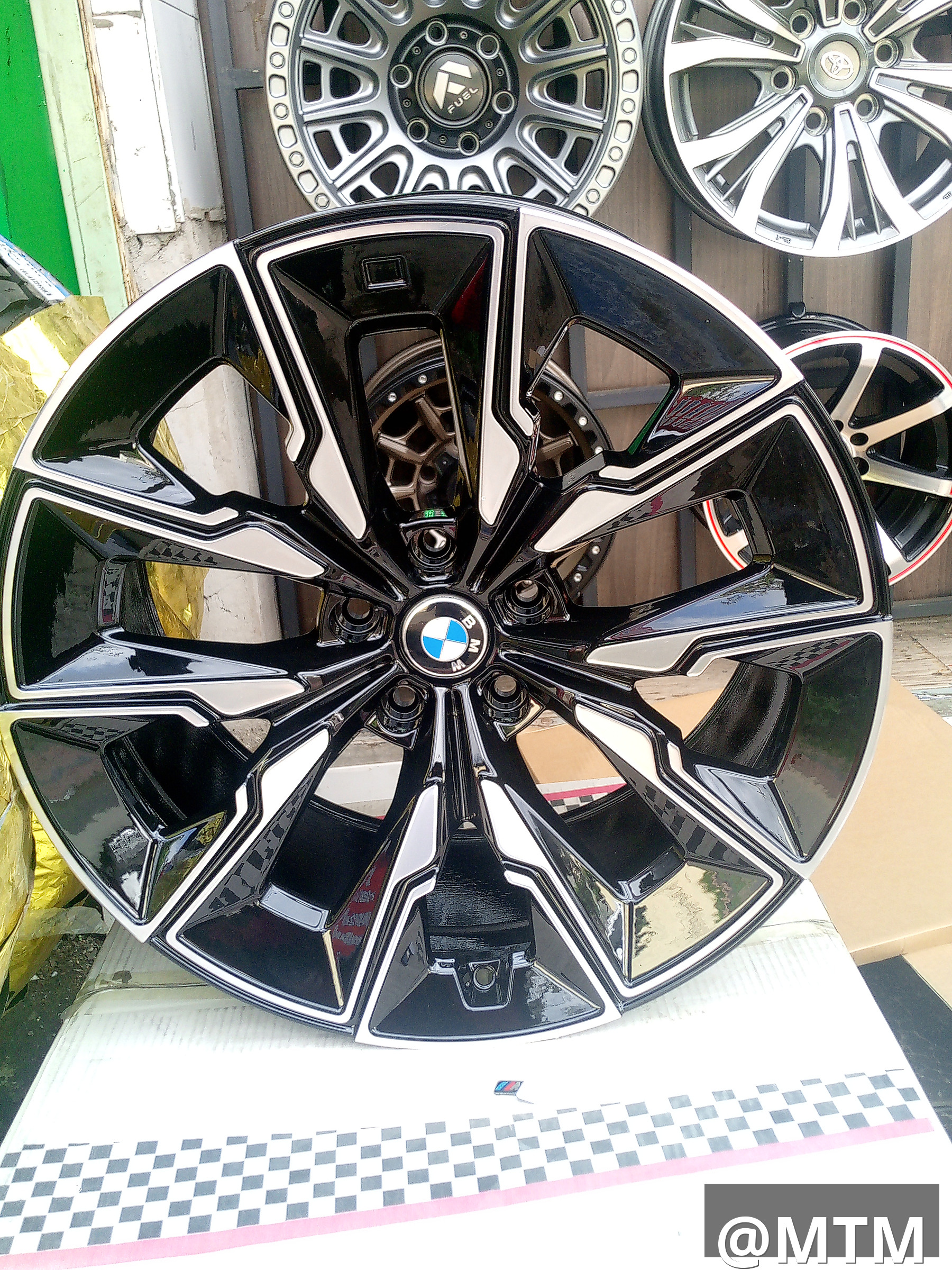 barnet rims and tires 