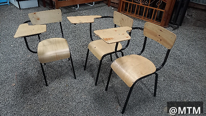 Lecture chairs 