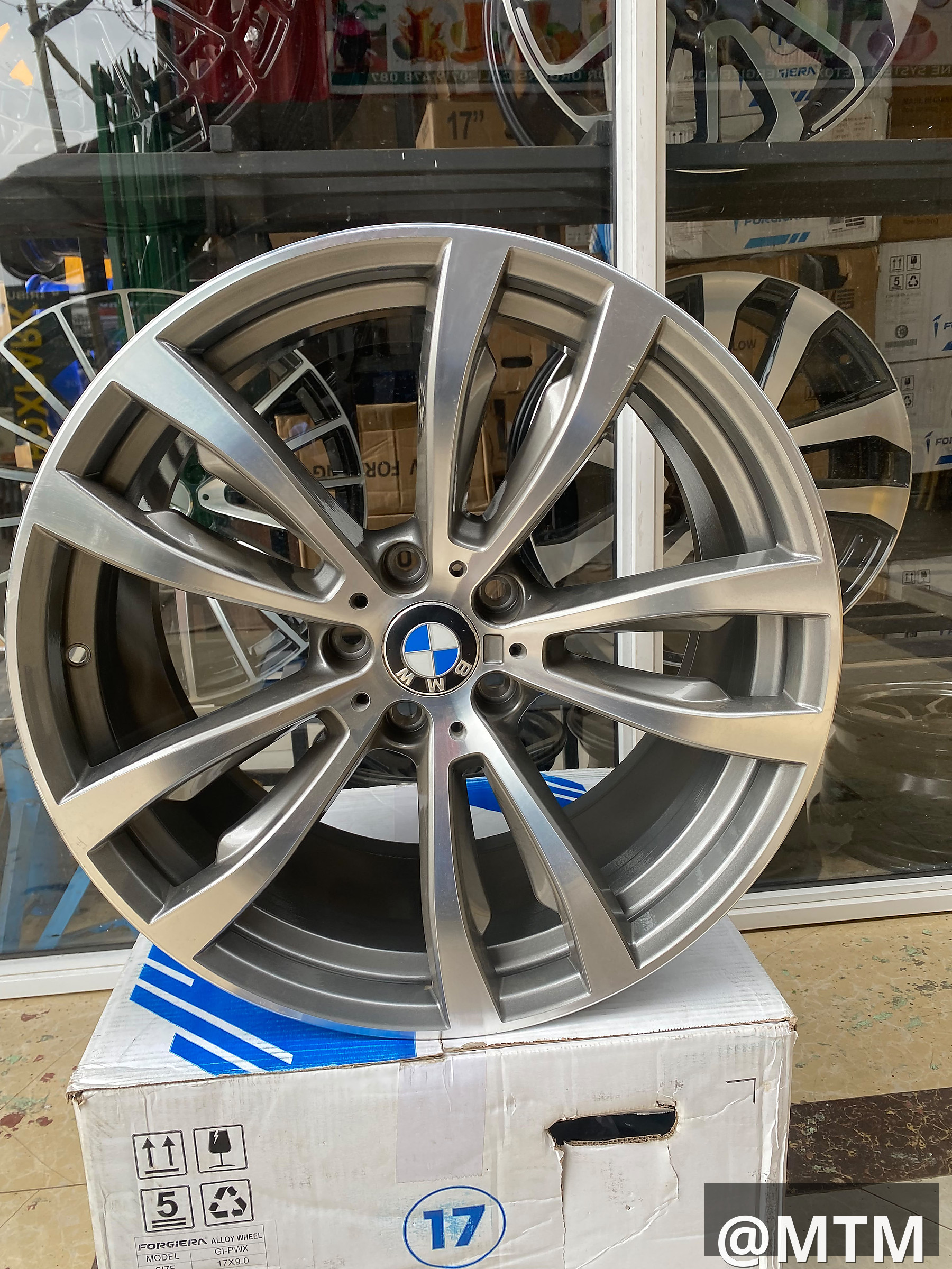 barnet rims and tires 