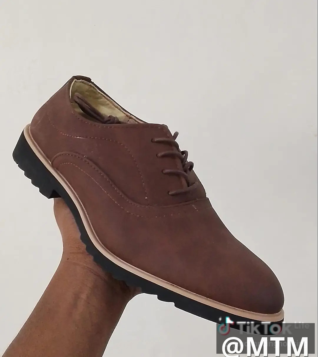 UNISEX SNEAKERS 