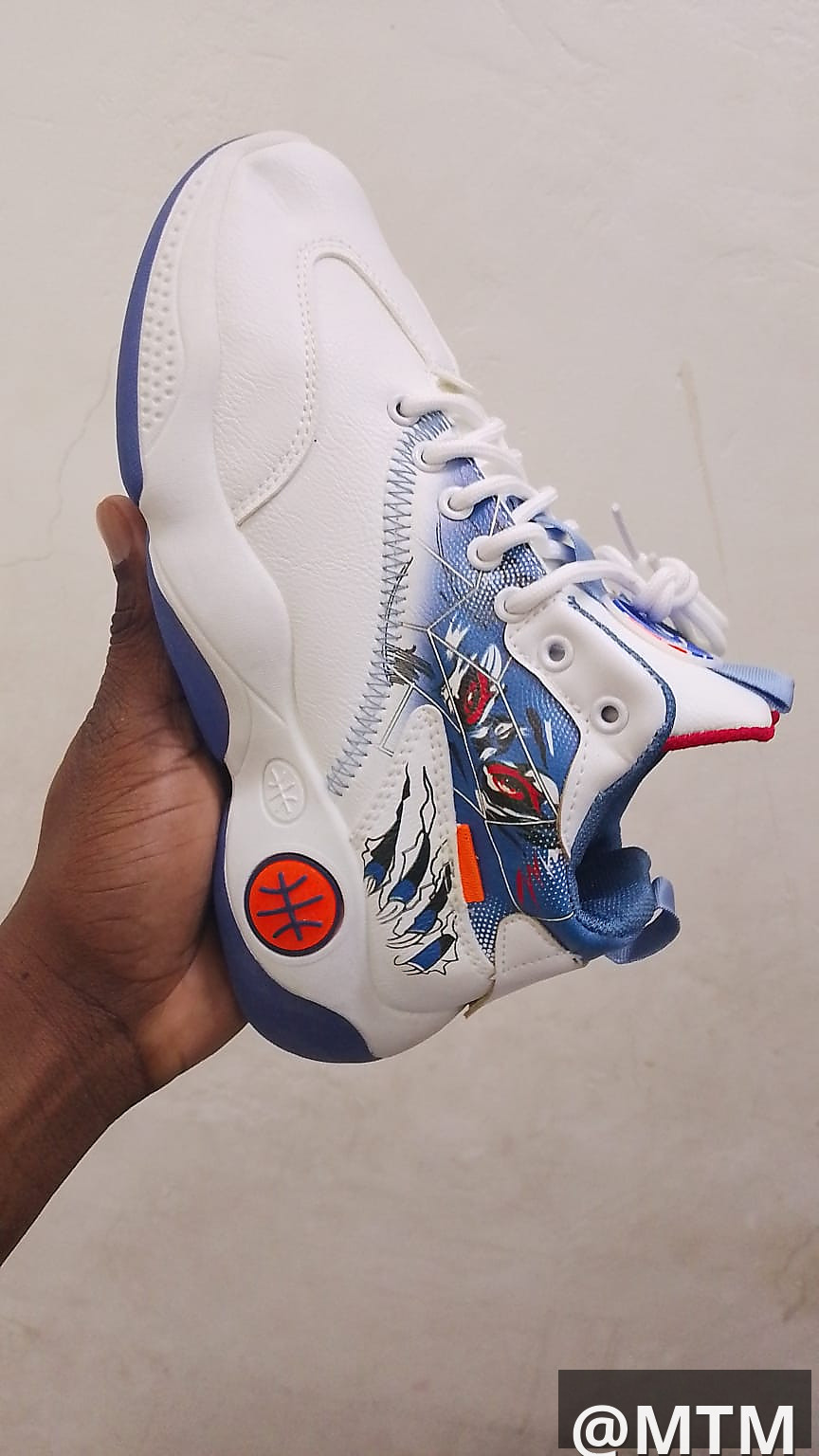 UNISEX SNEAKERS 