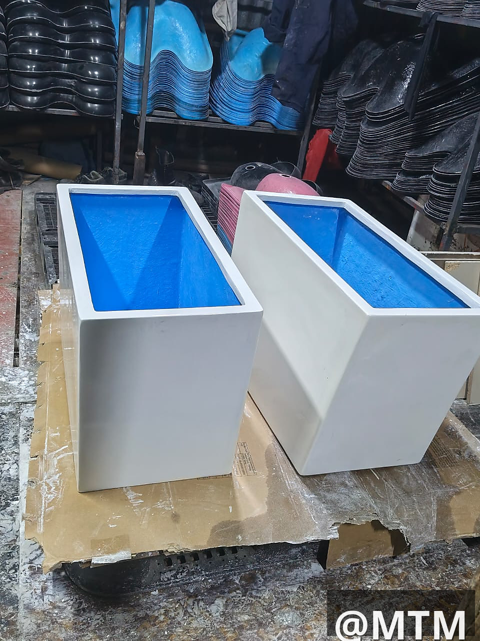 saloon sinks,Lab sinks and flower pots 