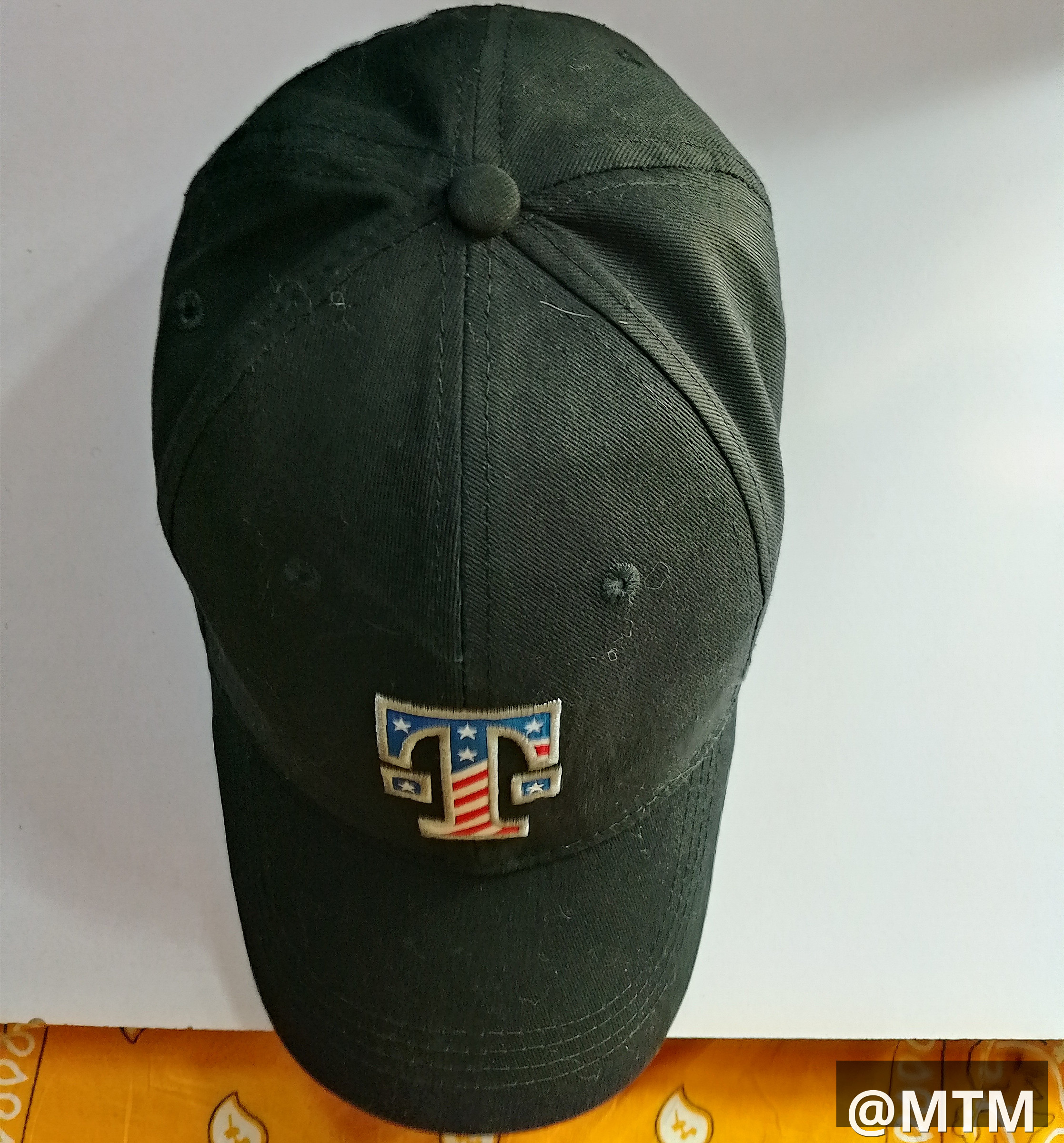 baseball caps