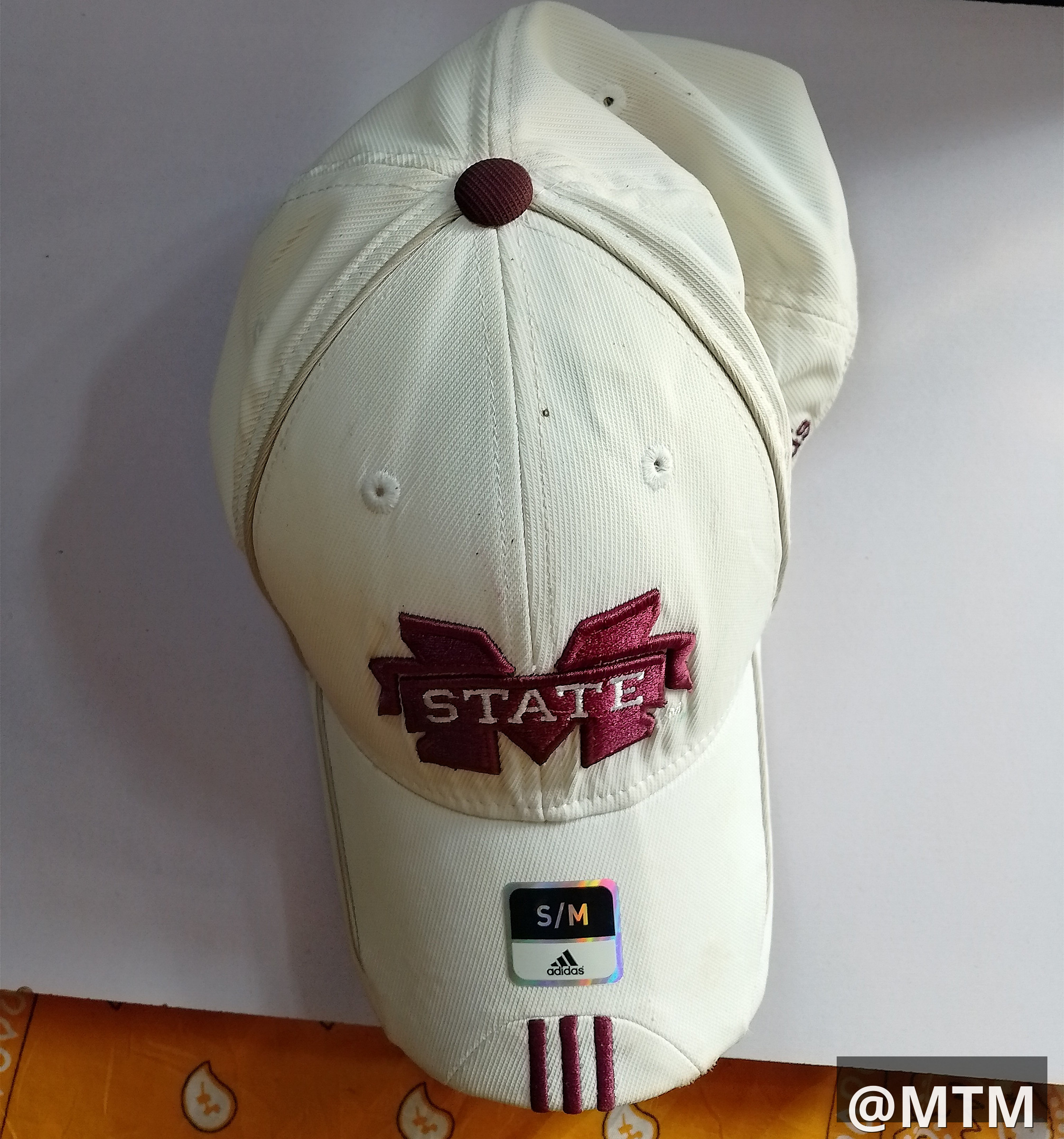 baseball caps
