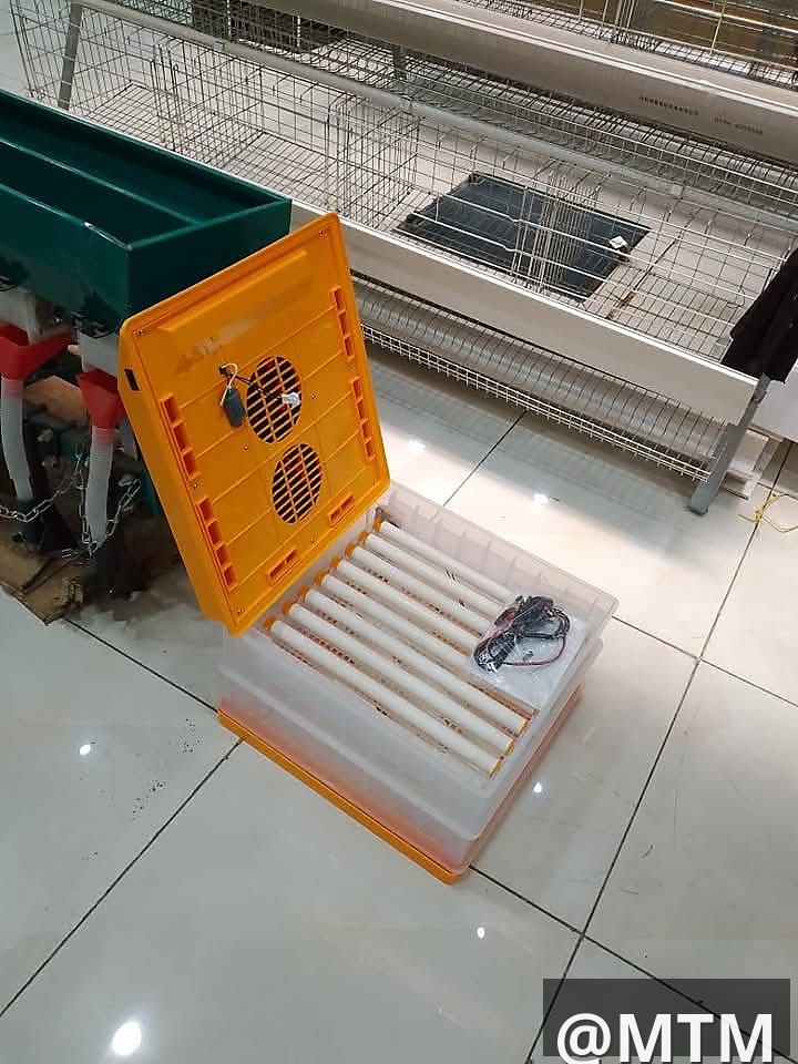 Mini incubators ranging from 64 to 204 eggs capacity