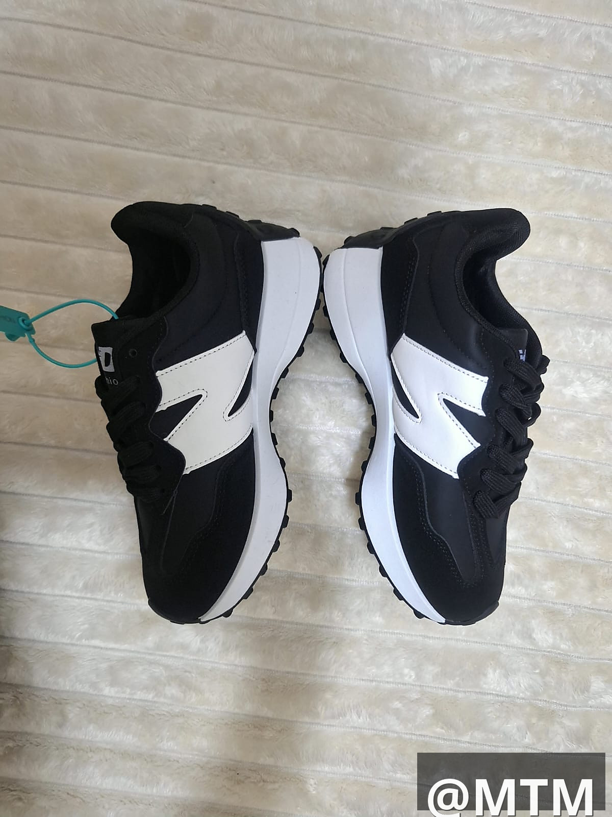 New balance 327