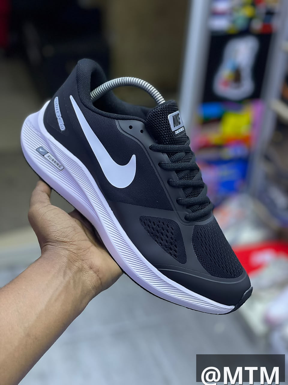 zoom runner size 37-45