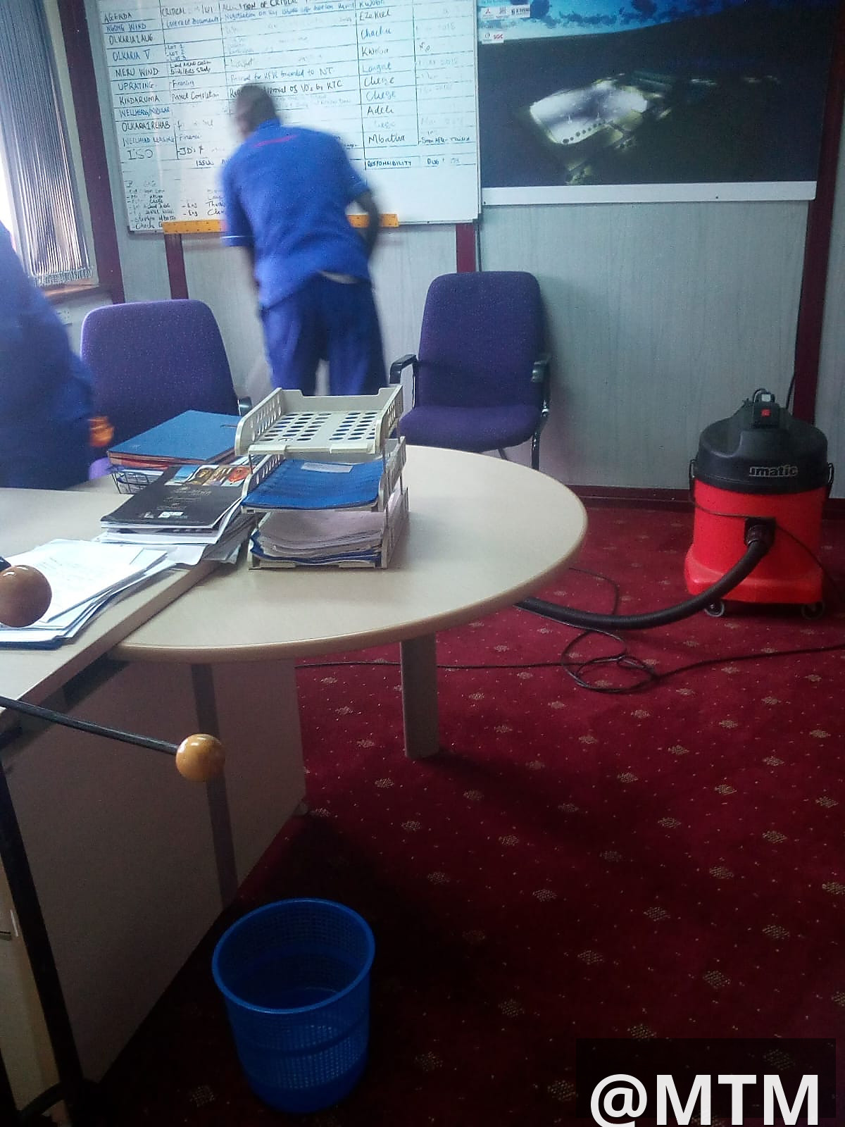 commercial cleaning services 