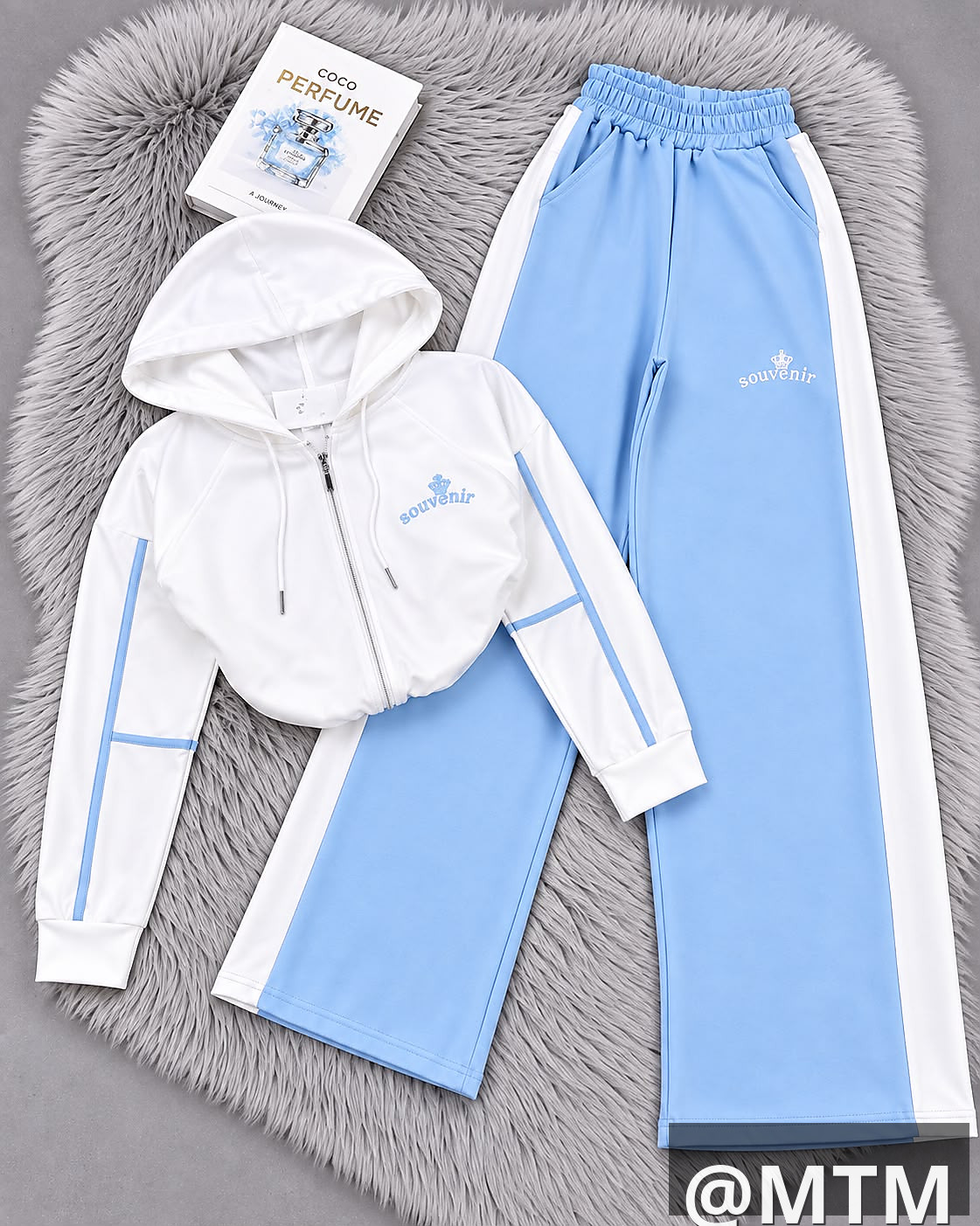 gladyscollectons 