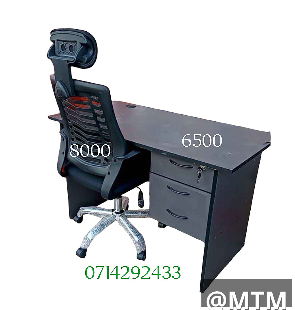 office desk 