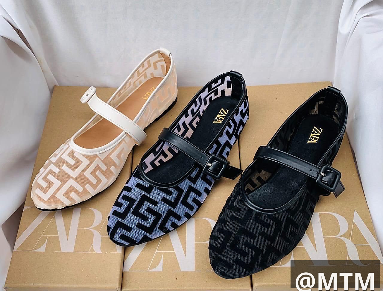 Mesh shoes 