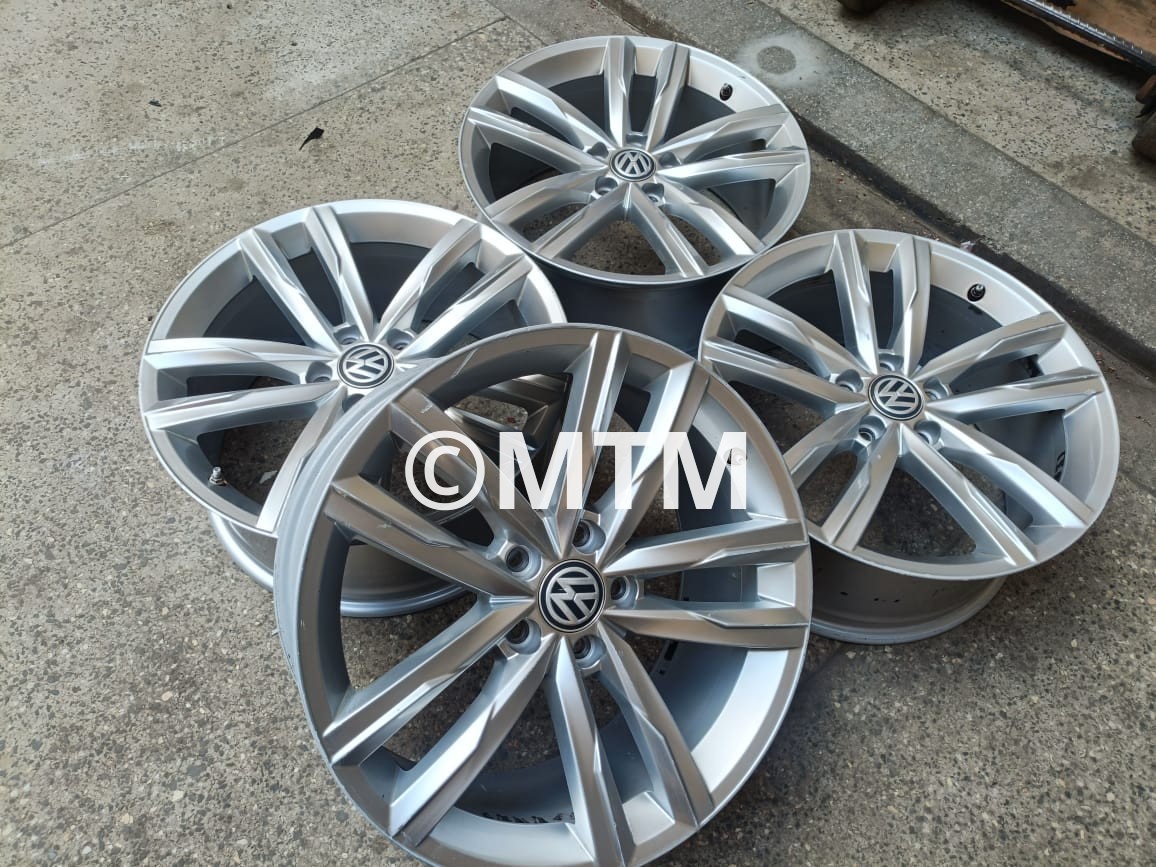 Volkswagen Touareg Original Rims 