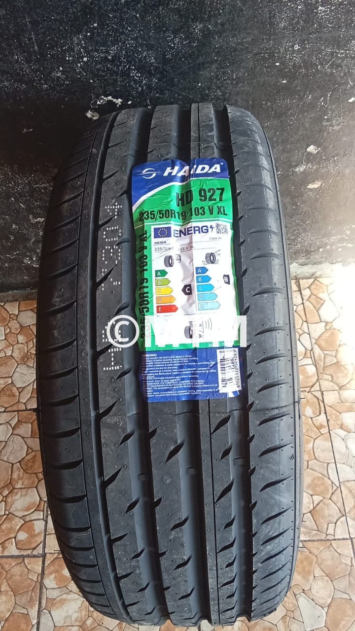 235/50R19 Haida tyre 
