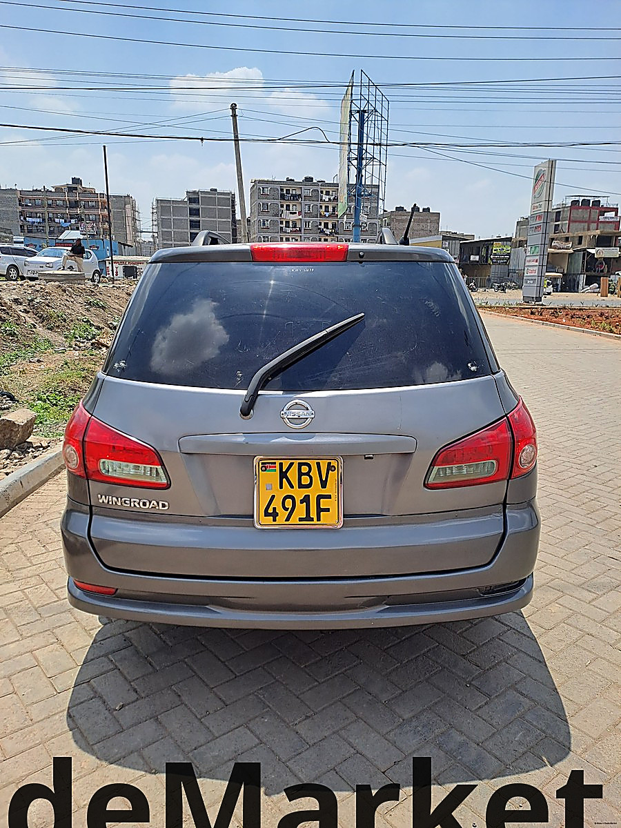 Nissan Wingroad 