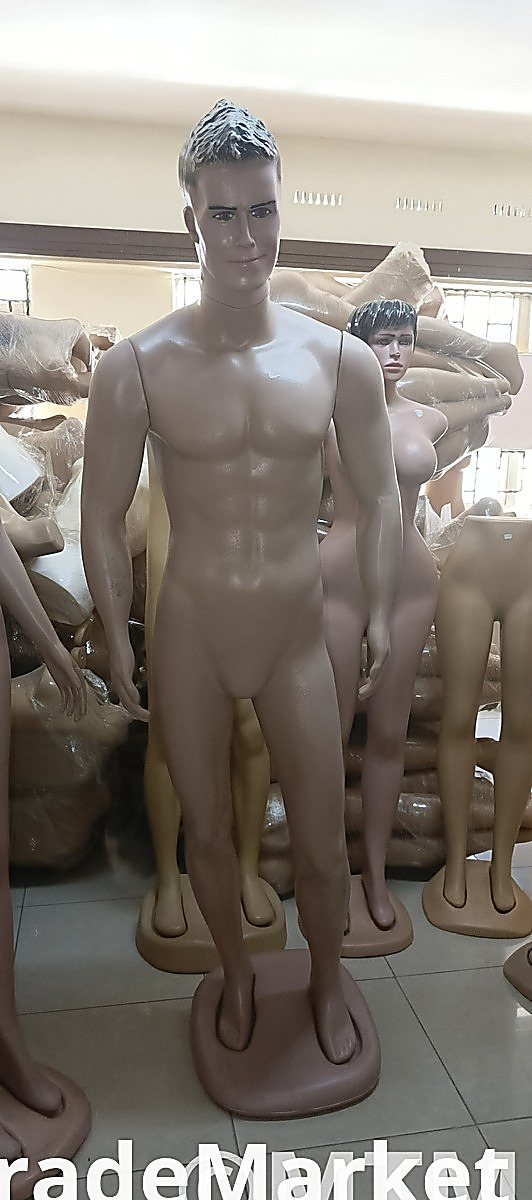 fullman mannequin