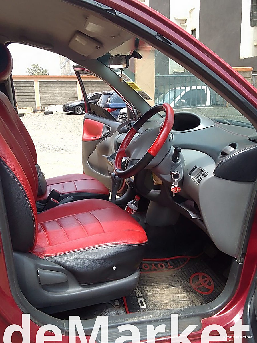 Toyota vitz 