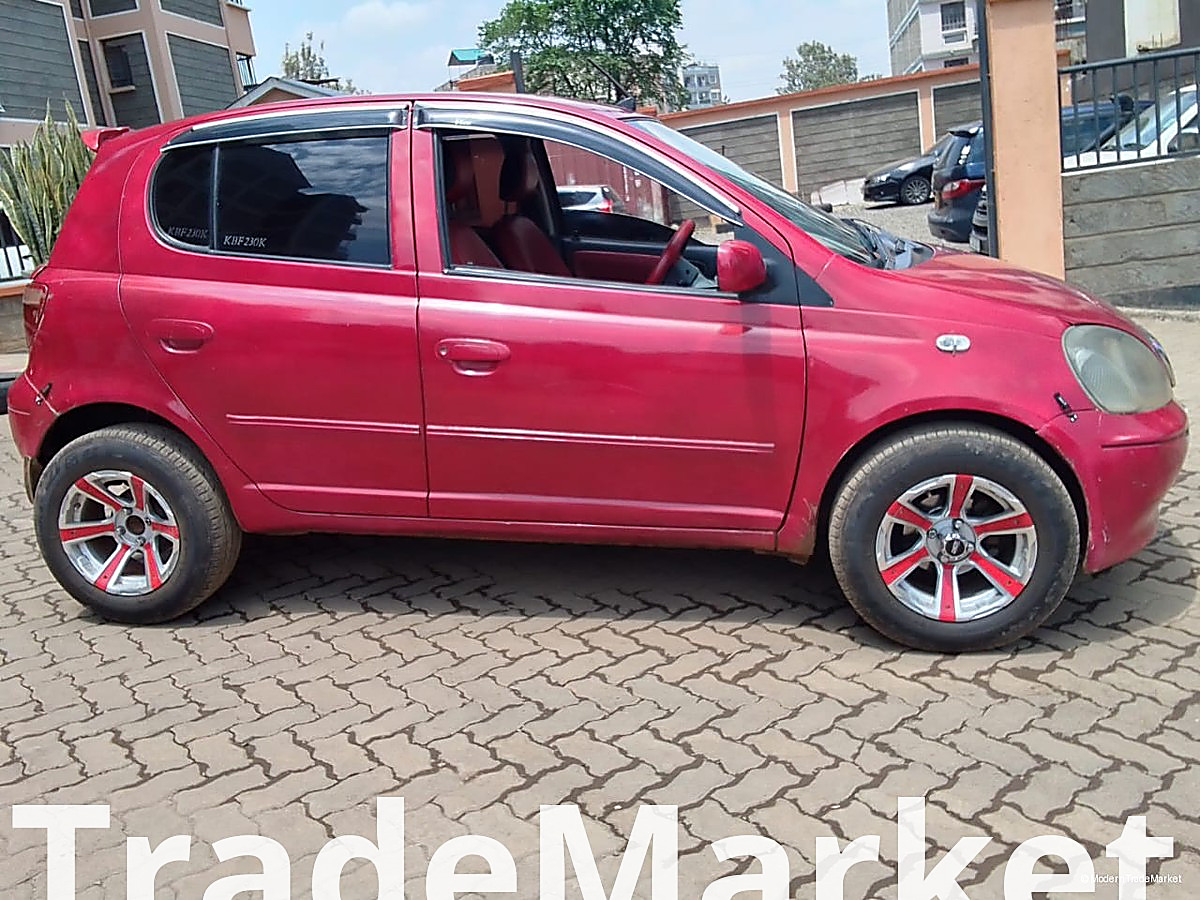 Toyota vitz 