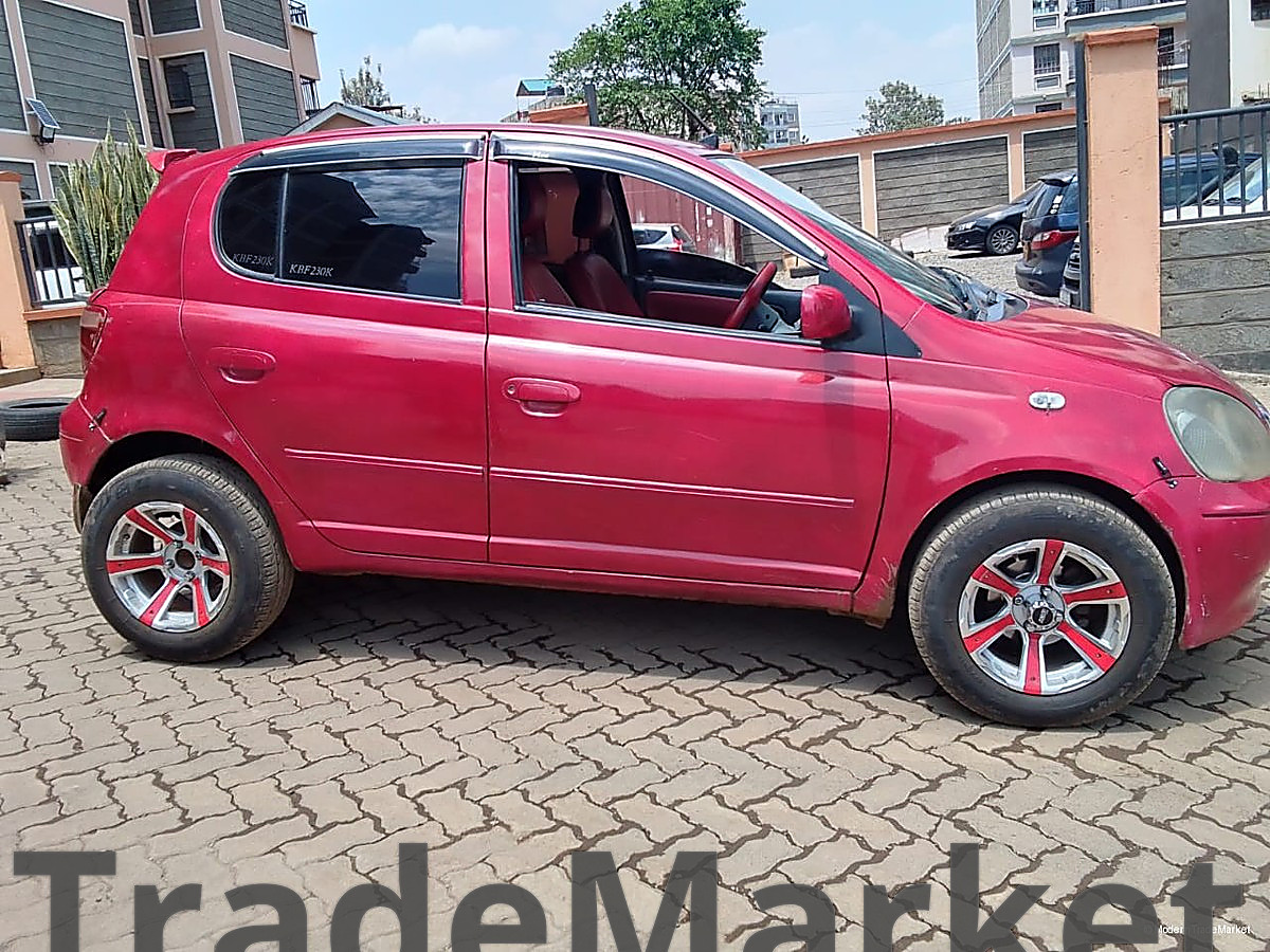 Toyota vitz 