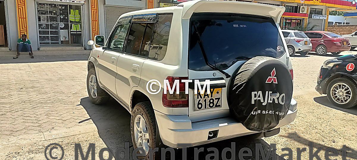 Mitsubishi Pajero iO