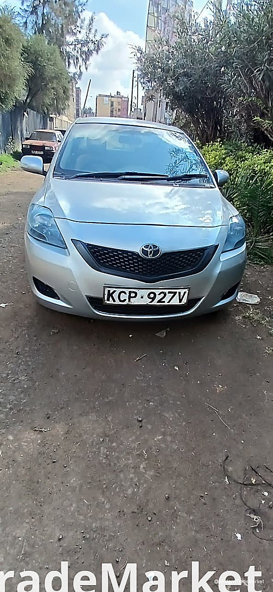 Toyota belta 1000cc yom 2010 2wd 