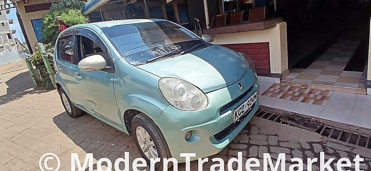 Toyota passo original paint 1300cc 