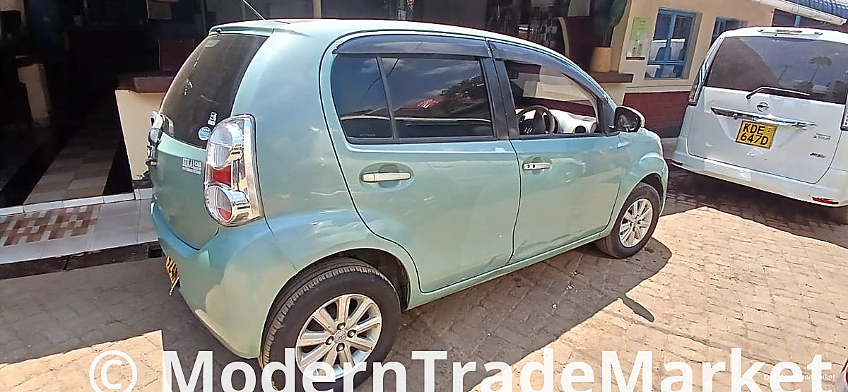 Toyota passo original paint 1300cc 