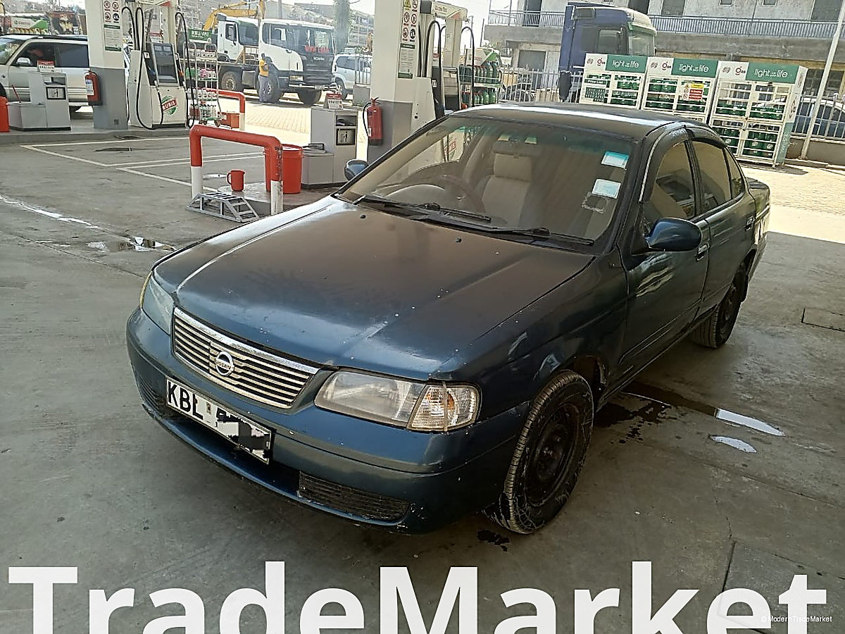 NISSAN SUNNY B15