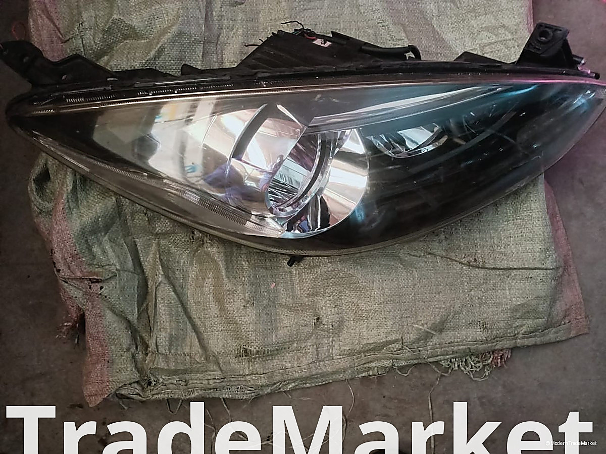 Mazda demio 2012 xenon 