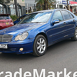 Mercedes benz c180