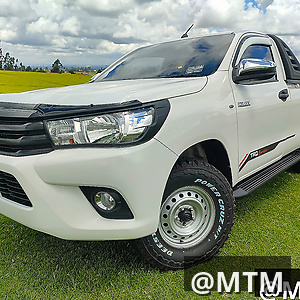 toyota hilux revo