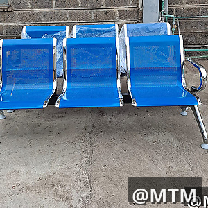 waiting chair 