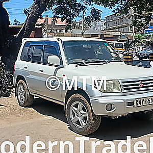 Mitsubishi Pajero iO
