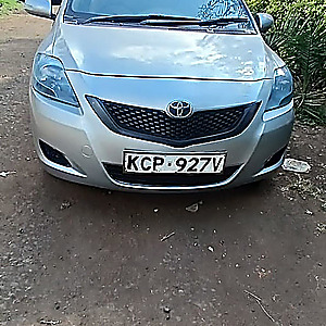 Toyota belta 1000cc yom 2010 2wd 