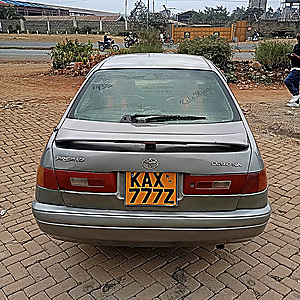 TOYOTA PREMIO