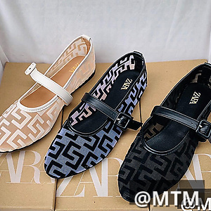 Mesh shoes 